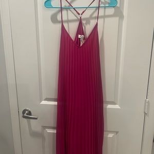 NWT She + Sky pleated maxi dress